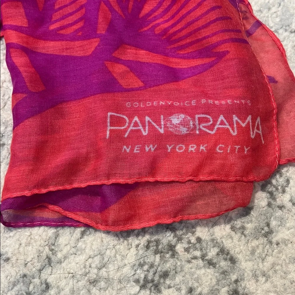 Panorama New York City Red and Purple Scarf